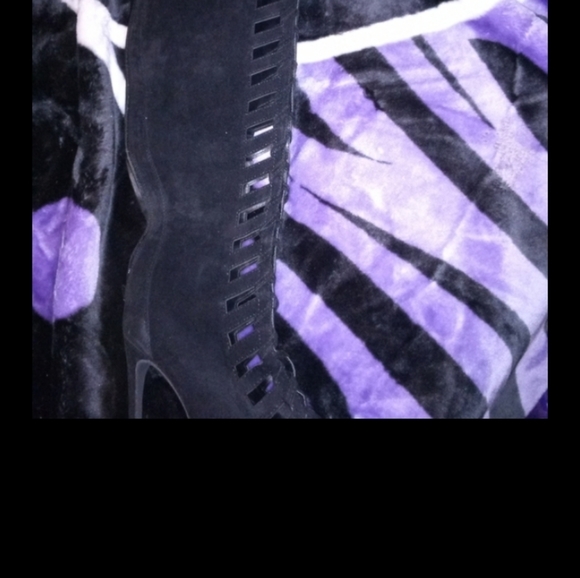 Over the Knee high boots - Picture 2 of 7